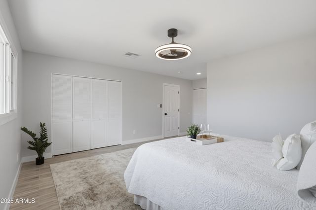 3453 W HEARN Road, Phoenix, AZ 85053