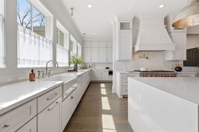 3311 Skyline Dr, Nashville, TN 37215