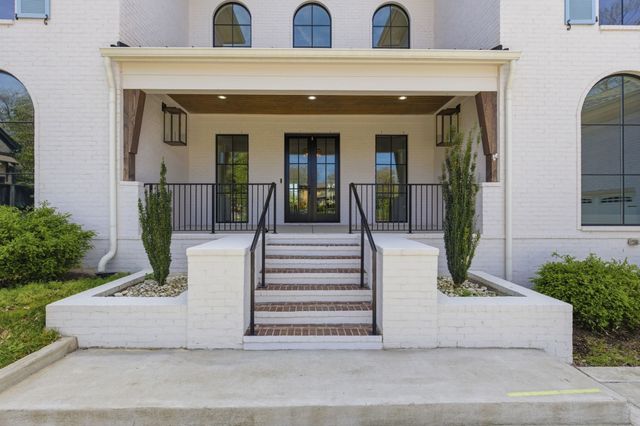 3311 Skyline Dr, Nashville, TN 37215