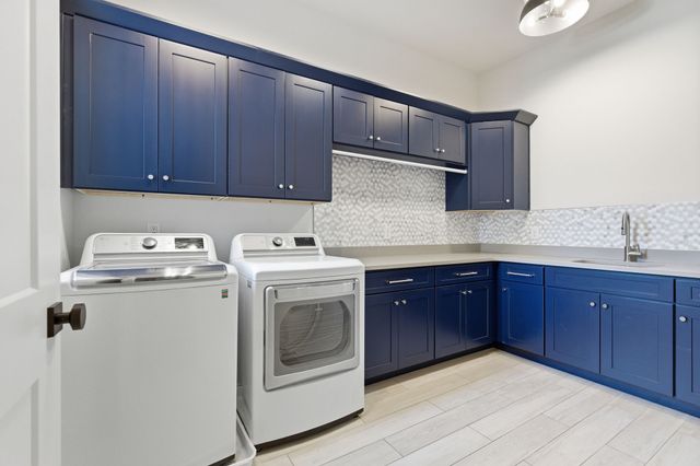 3311 Skyline Dr, Nashville, TN 37215