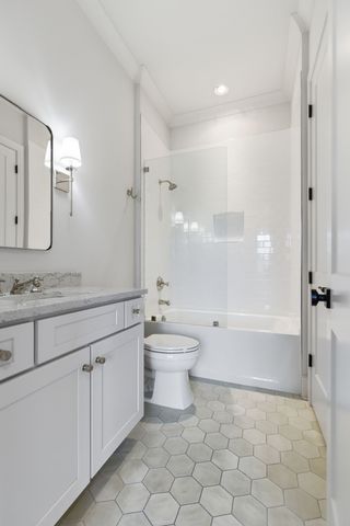 3311 Skyline Dr, Nashville, TN 37215