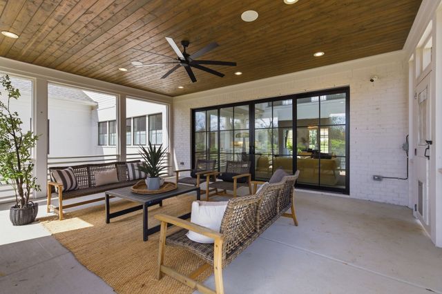 3311 Skyline Dr, Nashville, TN 37215