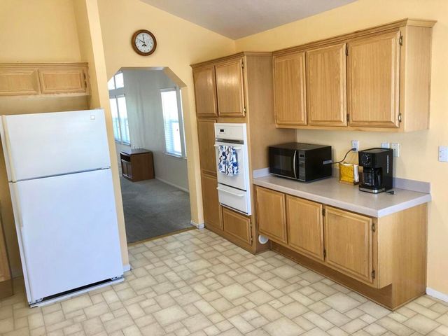 74711 Dillon Road 307, Desert Hot Springs, CA 92241