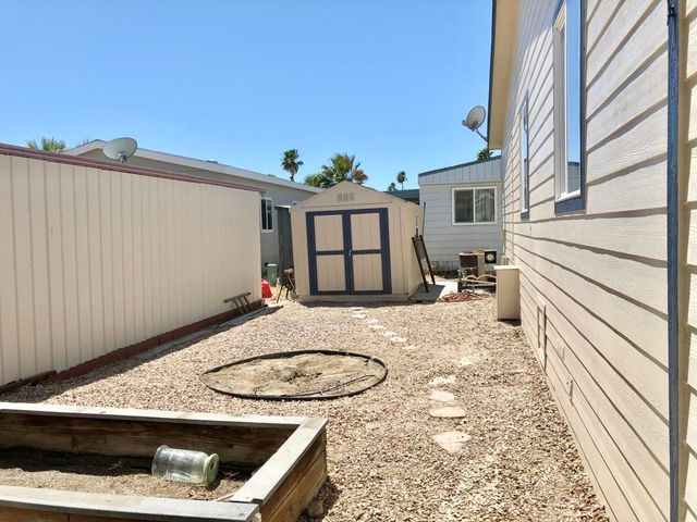 74711 Dillon Road 307, Desert Hot Springs, CA 92241