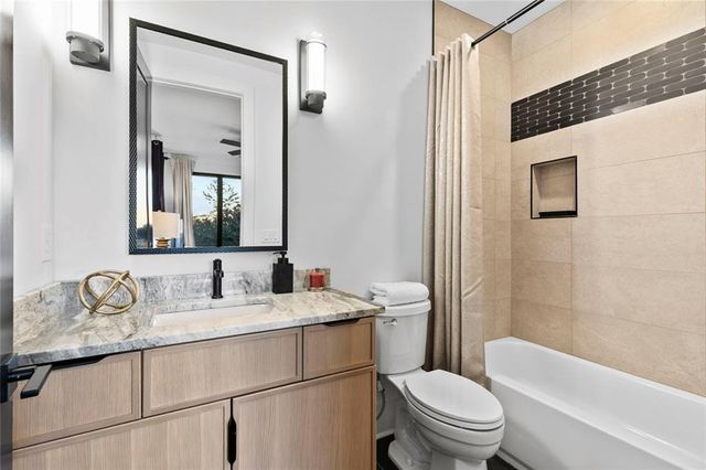 1946 8th Street 1, Atlanta, GA 30341