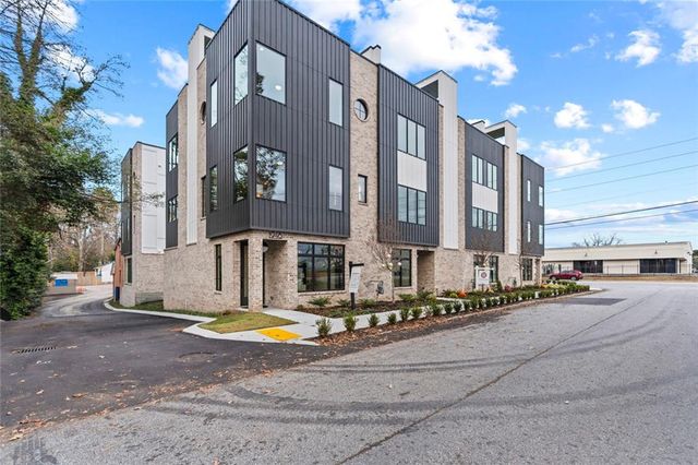 1946 8th Street 1, Atlanta, GA 30341