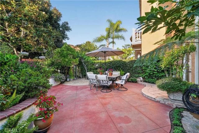 2531 Aquasanta, Tustin, CA 92782