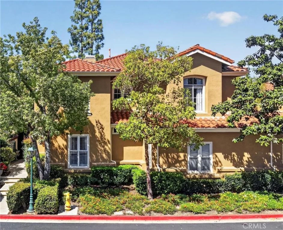 2531 Aquasanta, Tustin, CA 92782