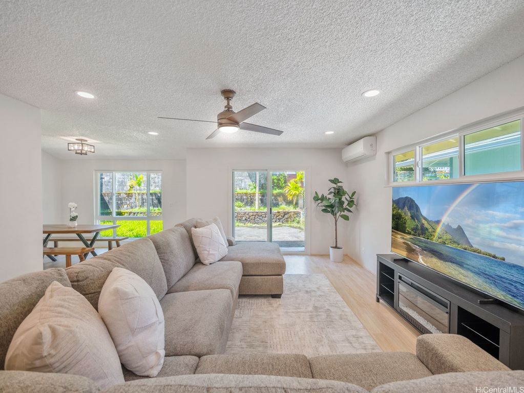 47-523 Ipulepo Way, Kaneohe, HI 96744