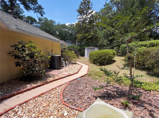 1543 CHAUCER COURT, Deland, FL 32724