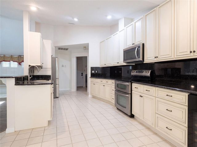 1543 CHAUCER COURT, Deland, FL 32724