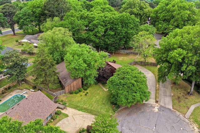 5 Yorktown, Conway, AR 72034