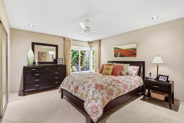 4607 American River Dr, Sacramento, CA 95864