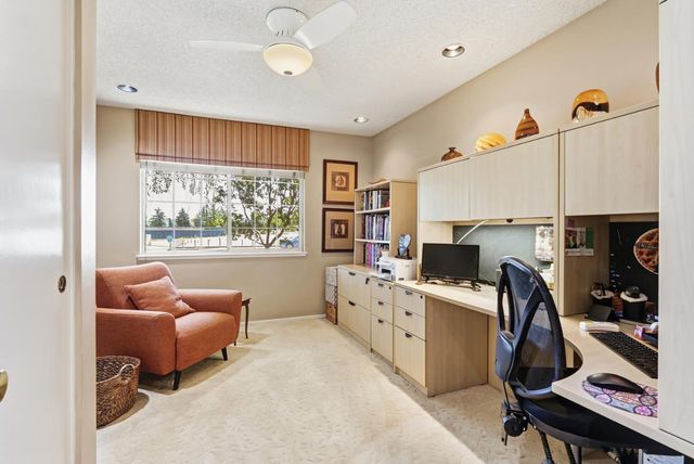 4607 American River Dr, Sacramento, CA 95864