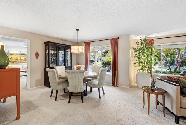 4607 American River Dr, Sacramento, CA 95864