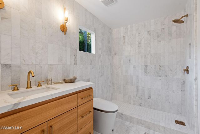 1389 Pathfinder Avenue, Westlake Village, CA 91362