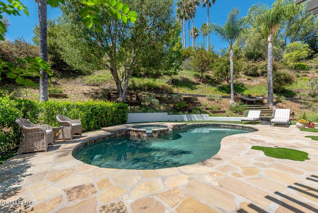 1389 Pathfinder Avenue, Westlake Village, CA 91362