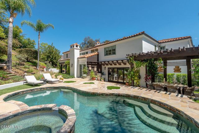 1389 Pathfinder Avenue, Westlake Village, CA 91362