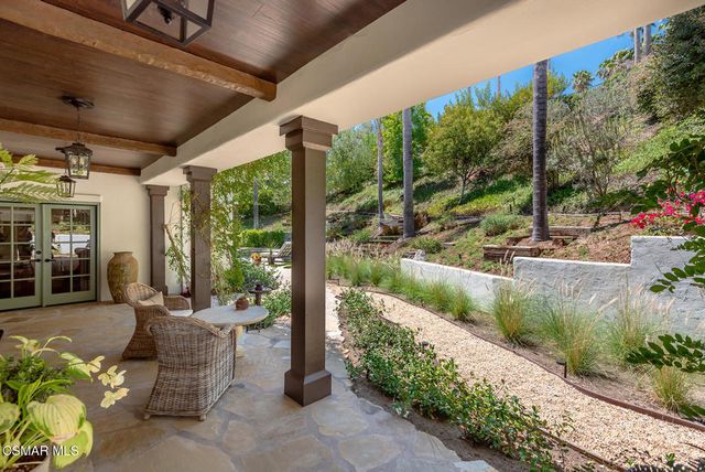1389 Pathfinder Avenue, Westlake Village, CA 91362