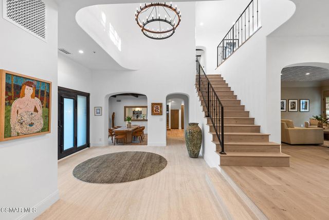 1389 Pathfinder Avenue, Westlake Village, CA 91362