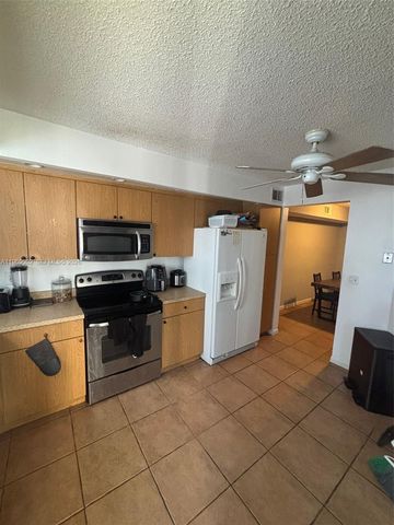 2249 SE 27th Drive 106D, Homestead, FL 33035