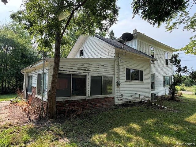 16649 Dixie Highway, Groveland Township, MI 48350