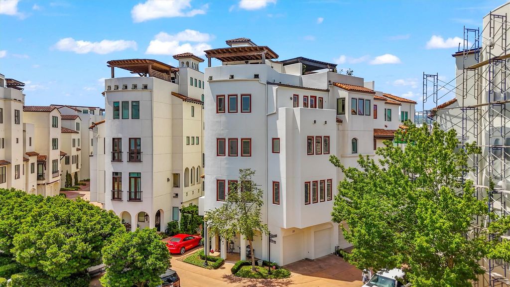 303 Calle Sevilla Place, Houston, TX 77007