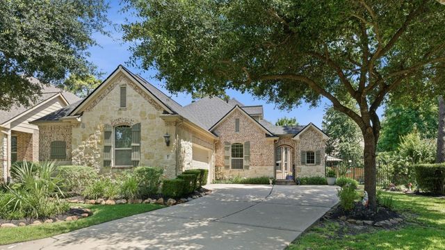 10 Little Falls Place, Tomball, TX 77375