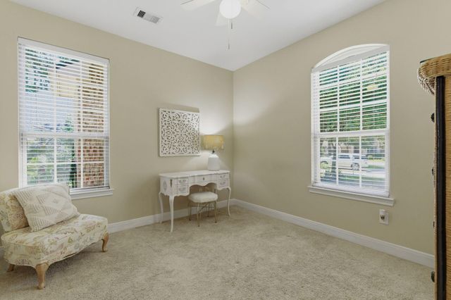 10 Little Falls Place, Tomball, TX 77375