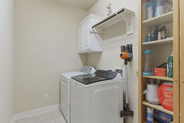 10 Little Falls Place, Tomball, TX 77375