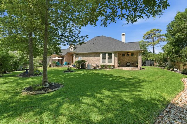 10 Little Falls Place, Tomball, TX 77375