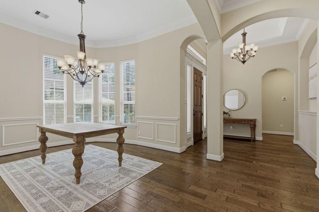 10 Little Falls Place, Tomball, TX 77375