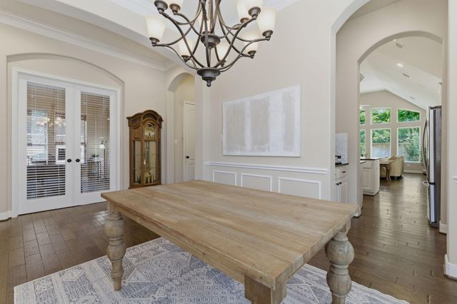 10 Little Falls Place, Tomball, TX 77375
