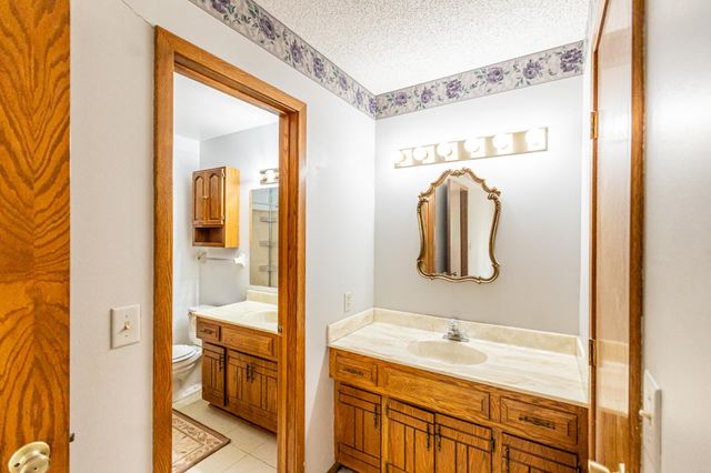 14255 Towers Lane, Eden Prairie, MN 55347