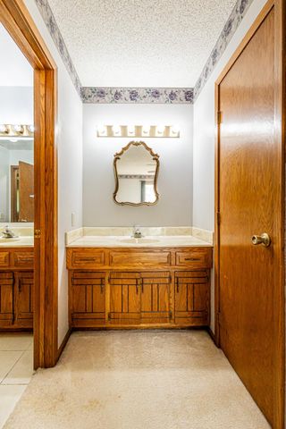 14255 Towers Lane, Eden Prairie, MN 55347