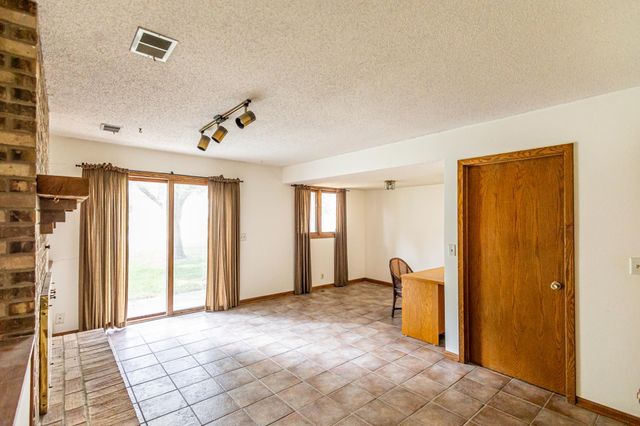 14255 Towers Lane, Eden Prairie, MN 55347