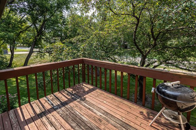 14255 Towers Lane, Eden Prairie, MN 55347