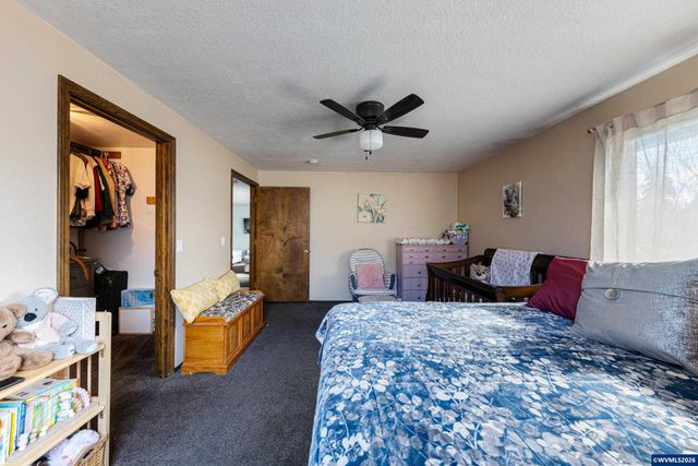 465 Flint Ridge St SE, Salem, OR 97306