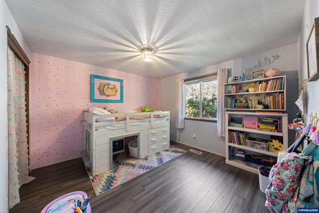 465 Flint Ridge St SE, Salem, OR 97306