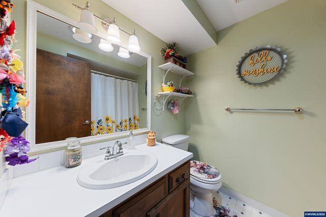 465 Flint Ridge St SE, Salem, OR 97306