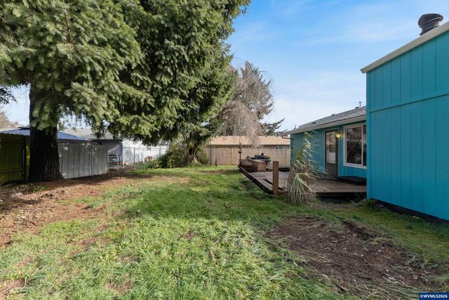 465 Flint Ridge St SE, Salem, OR 97306