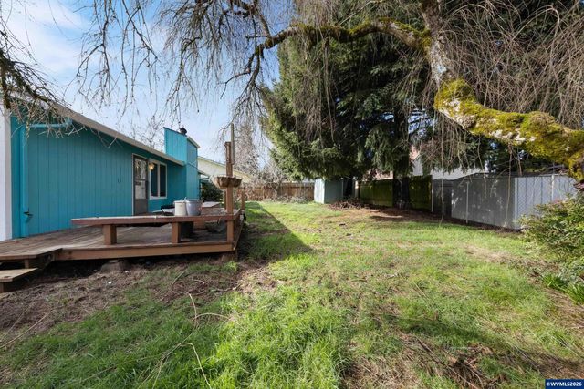 465 Flint Ridge St SE, Salem, OR 97306