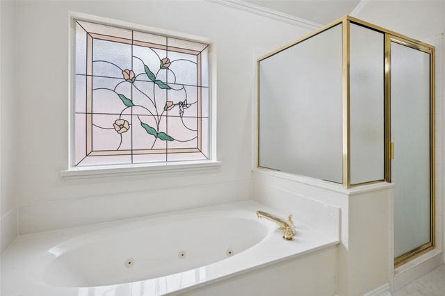 3216 Village Oak Drive, Arlington, TX 76017