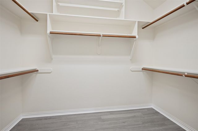 3216 Village Oak Drive, Arlington, TX 76017