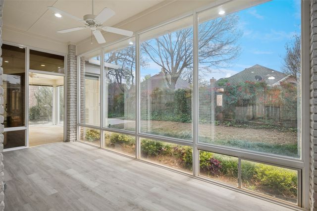 3216 Village Oak Drive, Arlington, TX 76017