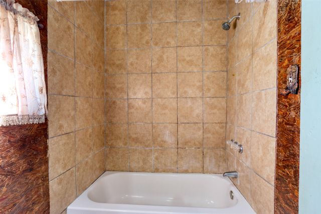 2620 State Highway 7, Chilton, TX 76632