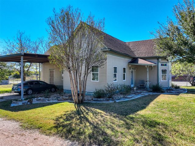 2620 State Highway 7, Chilton, TX 76632