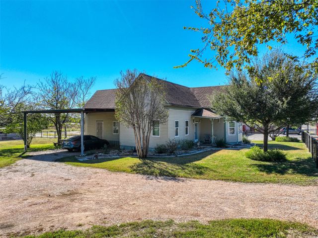 2620 State Highway 7, Chilton, TX 76632