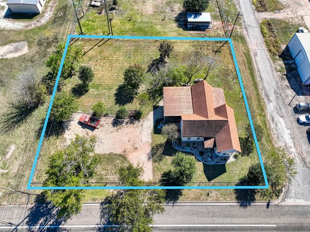 2620 State Highway 7, Chilton, TX 76632