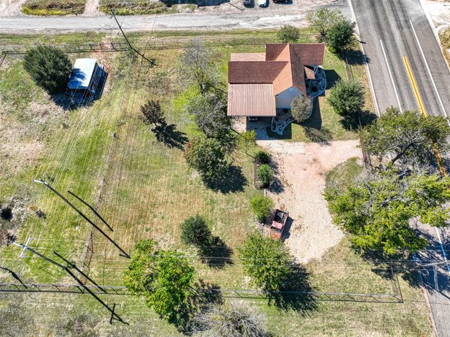 2620 State Highway 7, Chilton, TX 76632